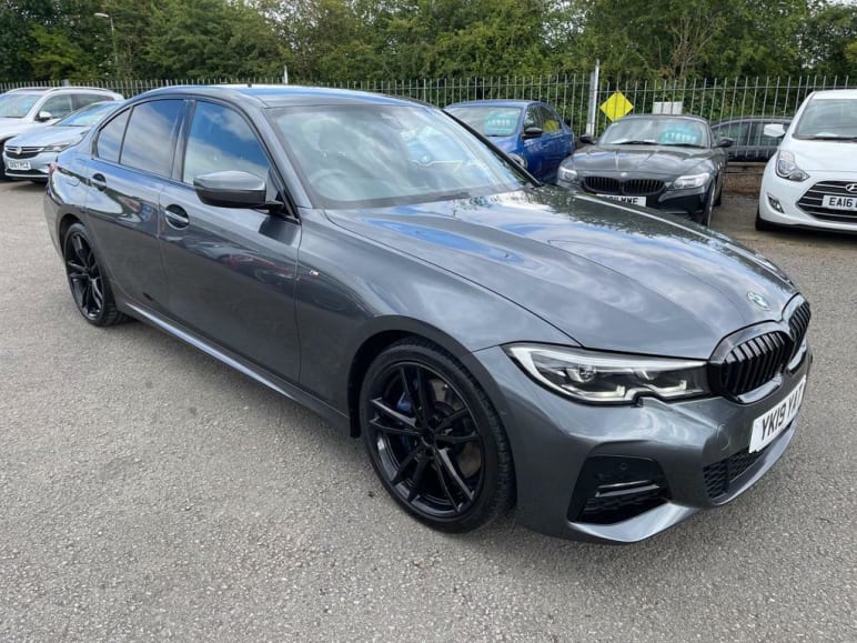 BMW 3 SERIES
