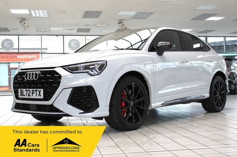 AUDI RS Q3