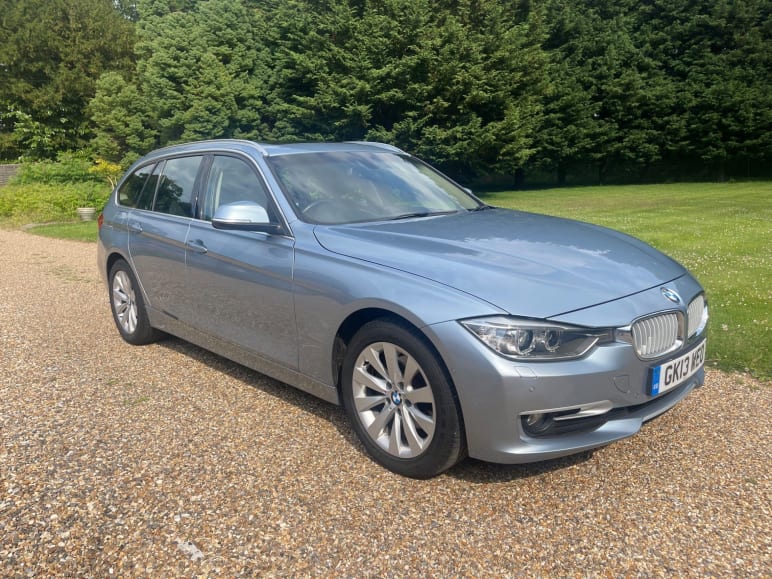 BMW 3 SERIES