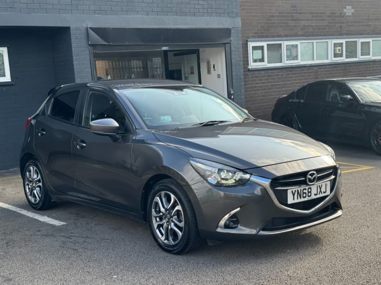 MAZDA 2