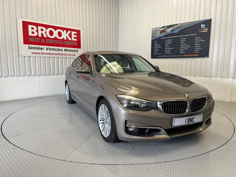 BMW 3 SERIES