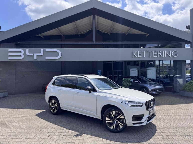 VOLVO XC90