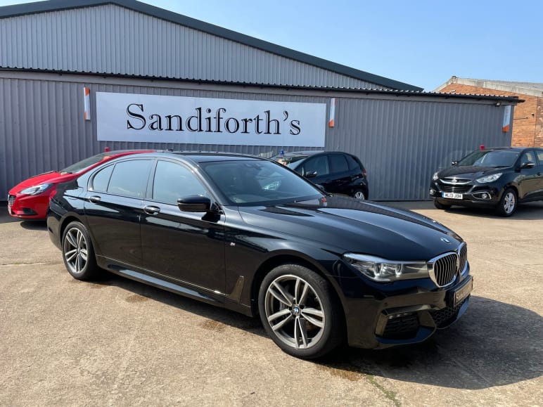 BMW 7 SERIES