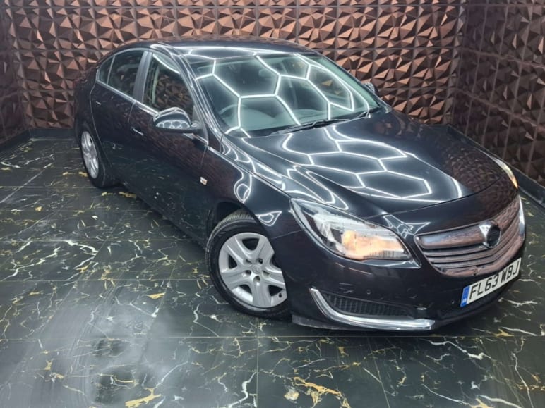 VAUXHALL INSIGNIA