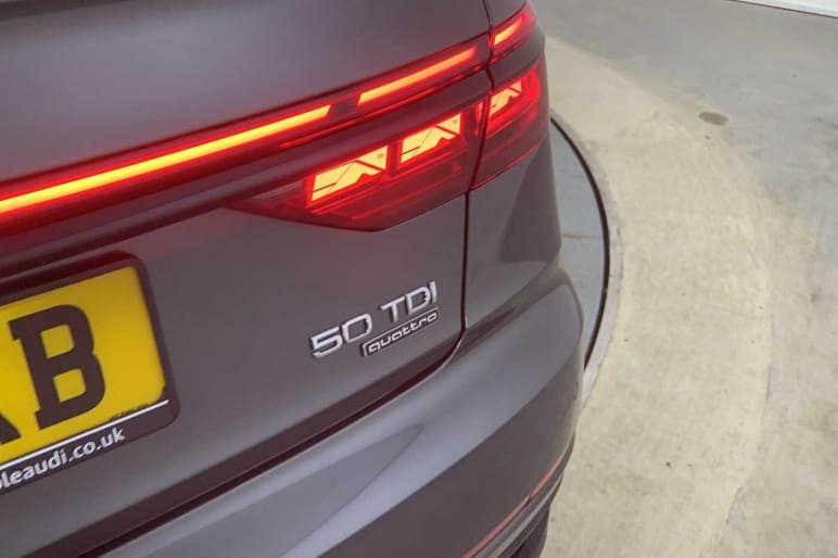 (O) Black Edition 50 TDI quattro 286 PS tiptronic