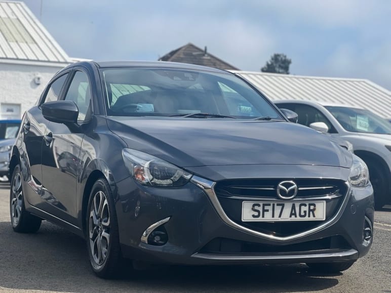 MAZDA 2