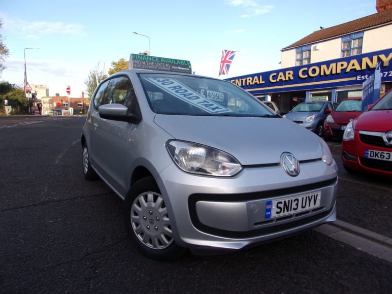 VOLKSWAGEN UP