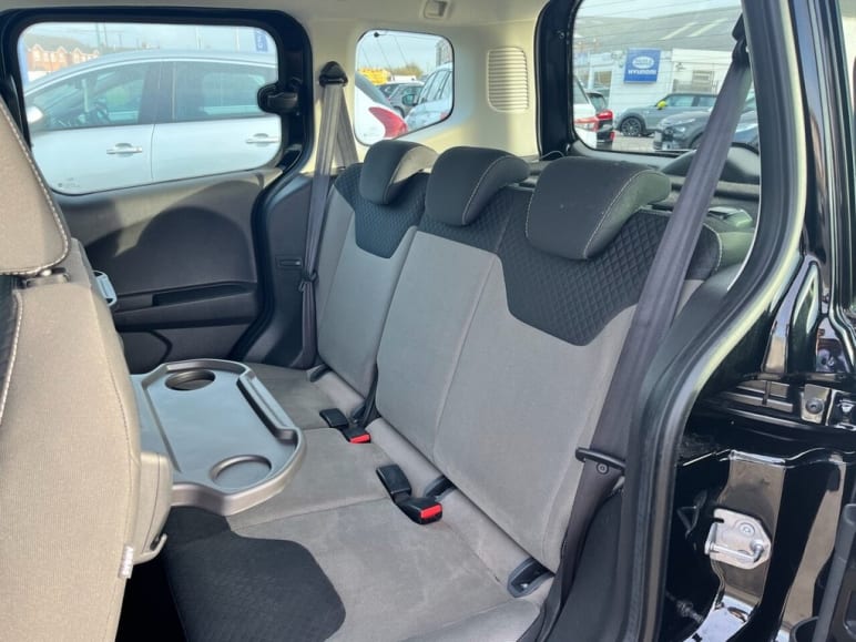 1.5 TDCi Zetec MPV 5dr Diesel Manual Euro 6 (100 p