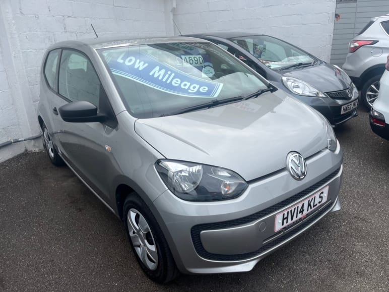 VOLKSWAGEN UP