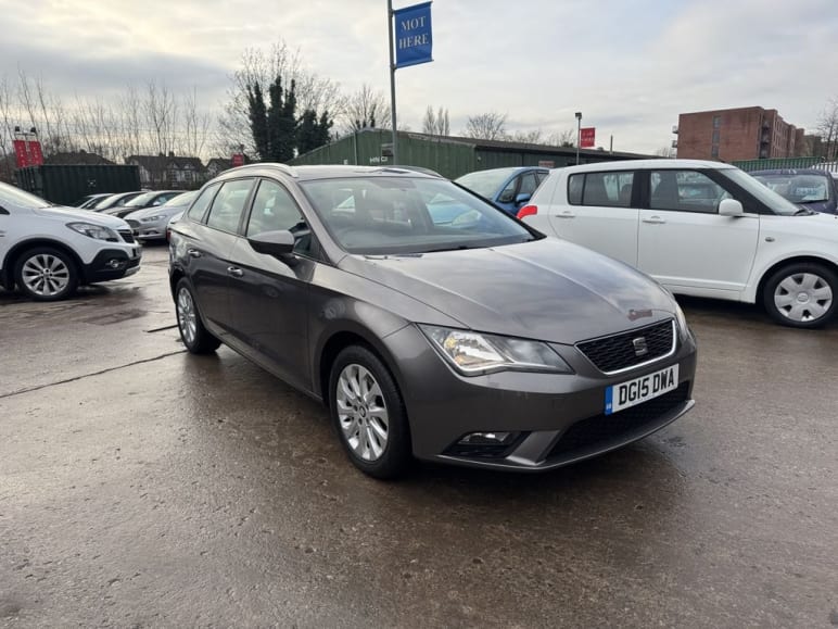 SEAT LEON