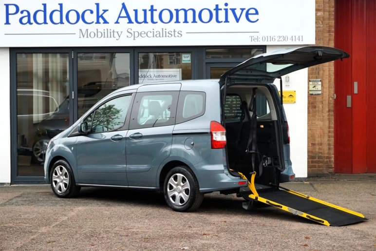 ZETEC TDCI, Disabled, Wheelchair Accessible Vehicle, WAV.