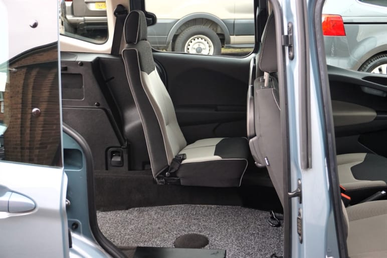 ZETEC TDCI, Disabled, Wheelchair Accessible Vehicle, WAV.
