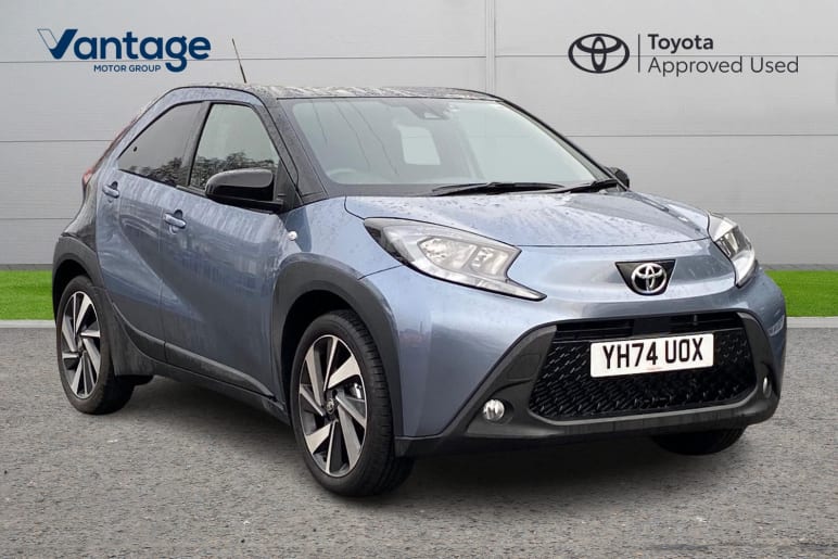 TOYOTA AYGO X