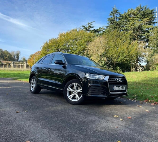 AUDI Q3
