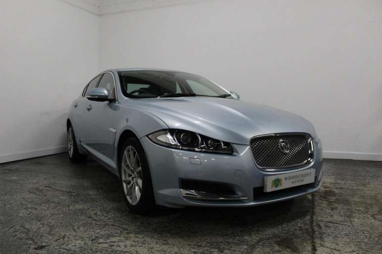 JAGUAR XF