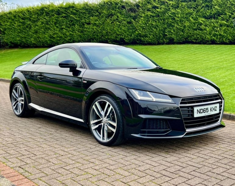 AUDI TT