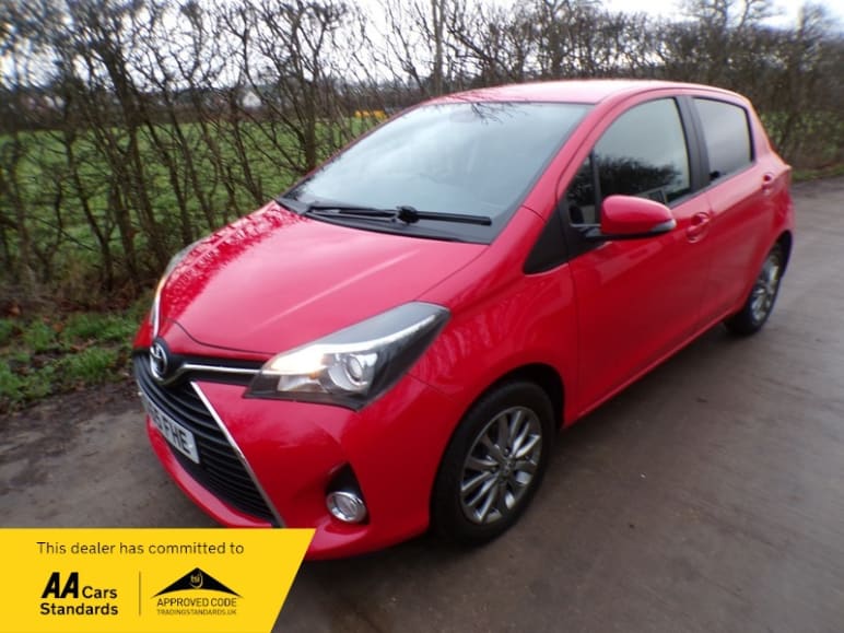 TOYOTA YARIS