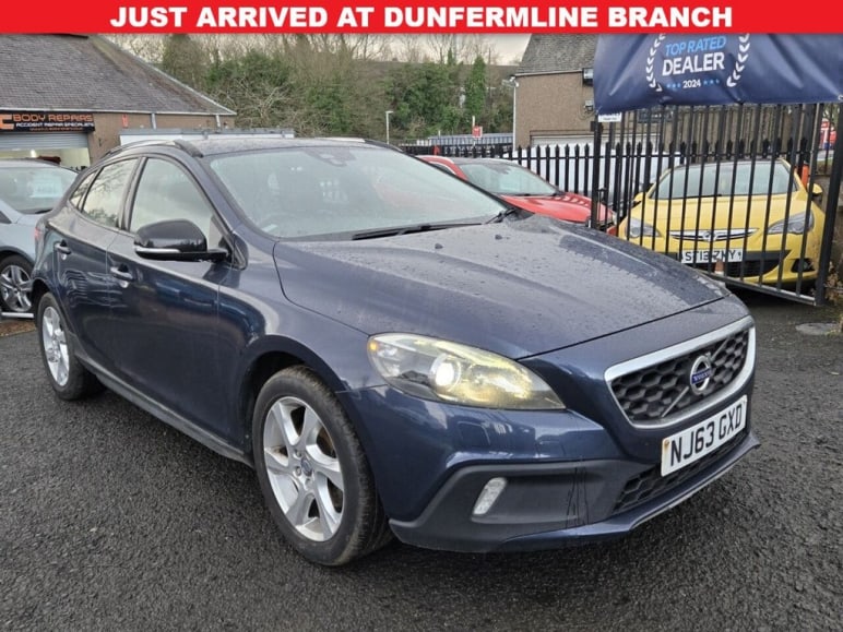 VOLVO V40