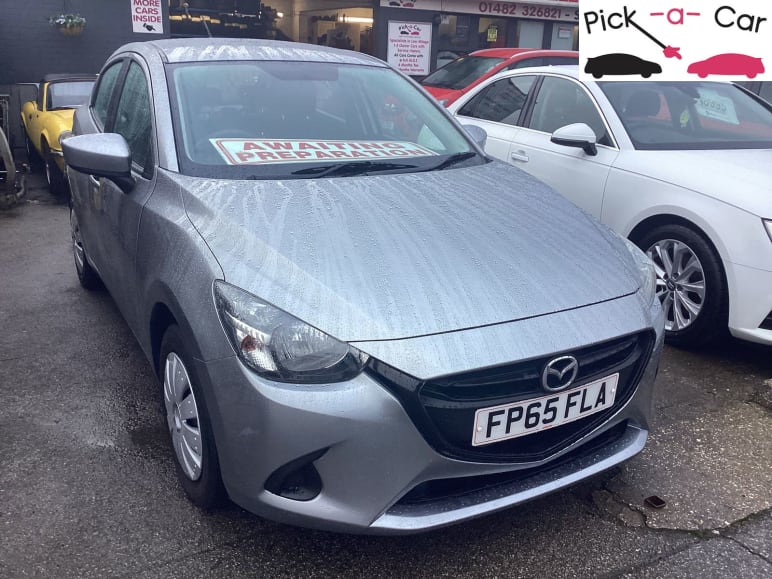 MAZDA 2