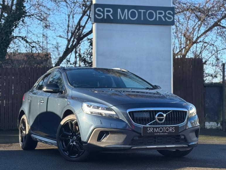 VOLVO V40