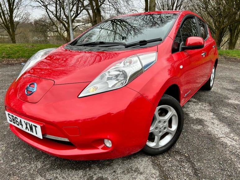 NISSAN LEAF