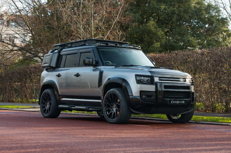 LAND ROVER DEFENDER