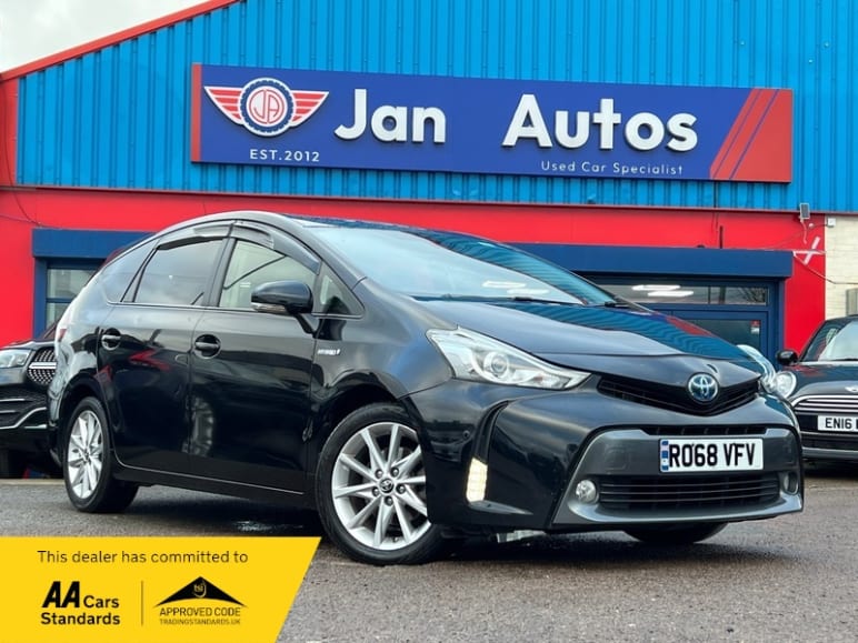 TOYOTA PRIUS+