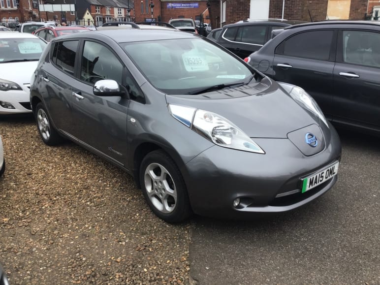 NISSAN LEAF