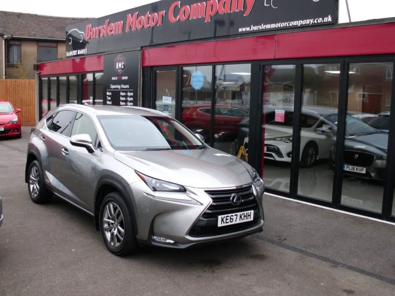 LEXUS NX