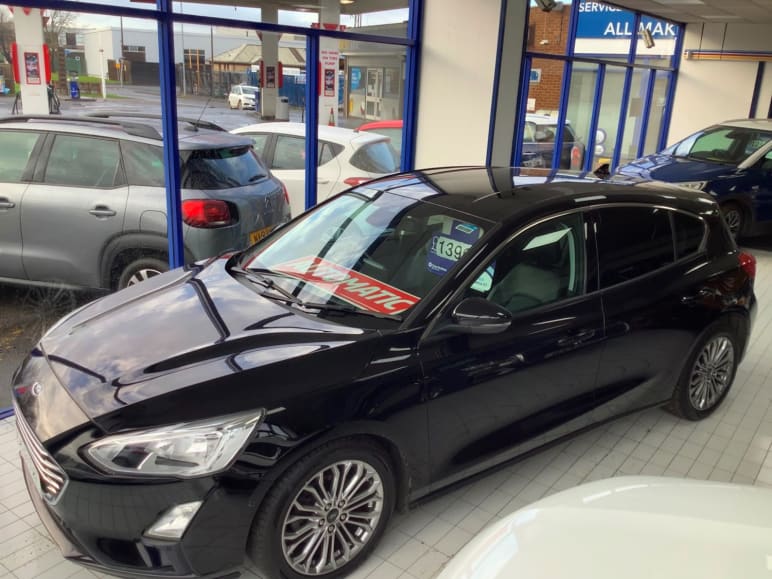 FORD FOCUS