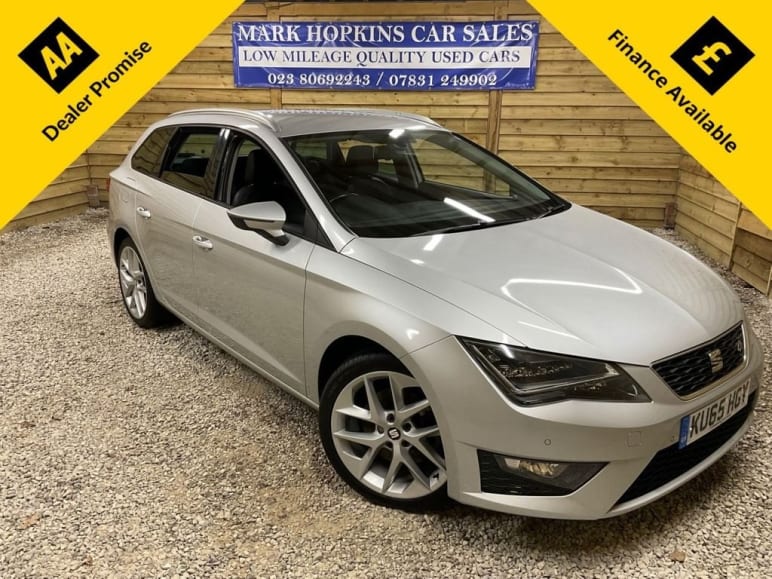 SEAT LEON