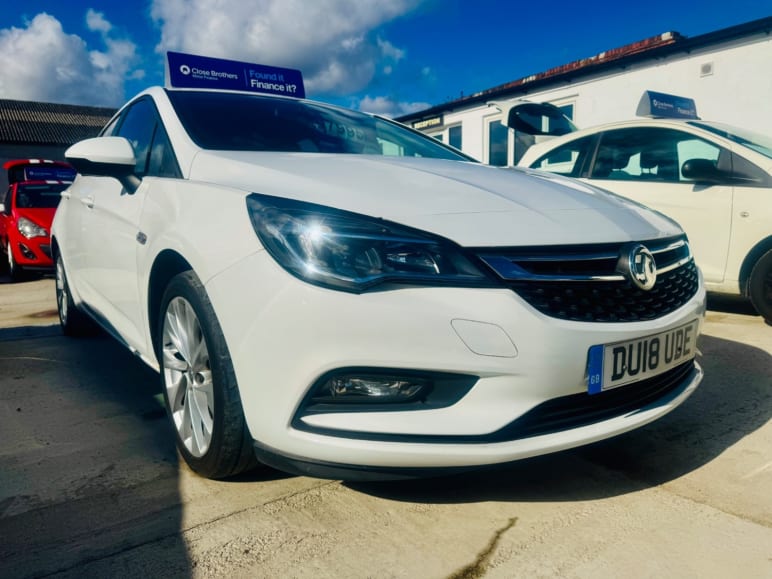 VAUXHALL ASTRA