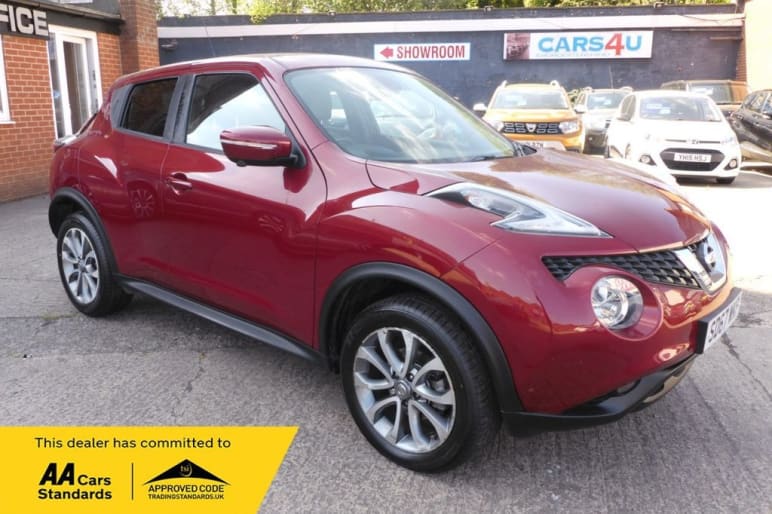 NISSAN JUKE