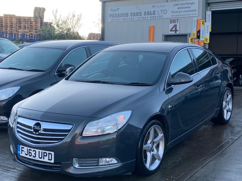 VAUXHALL INSIGNIA