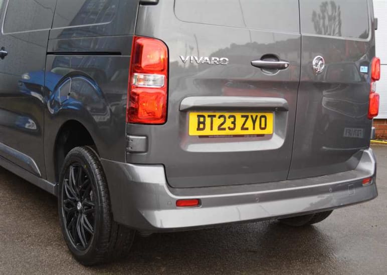 2.0 Turbo D 3100 GS Panel Van 6dr Diesel Auto L1 Euro 6 (s/s) (180 ps)