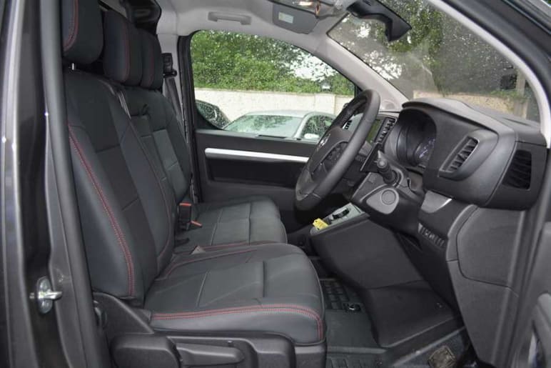 2.0 Turbo D 3100 GS Panel Van 6dr Diesel Auto L1 Euro 6 (s/s) (180 ps)