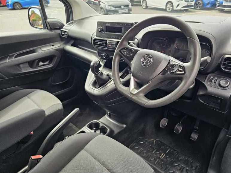 1.5 Turbo D 2300 Sportive Panel Van 4dr Diesel Manual L2 H1 Euro 6 (s/s) (100 ps)