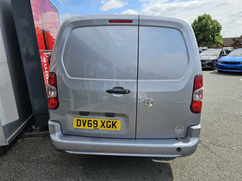 1.5 Turbo D 2300 Sportive Panel Van 4dr Diesel Manual L2 H1 Euro 6 (s/s) (100 ps)