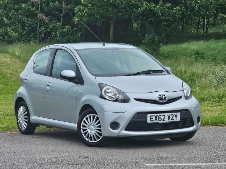 TOYOTA AYGO