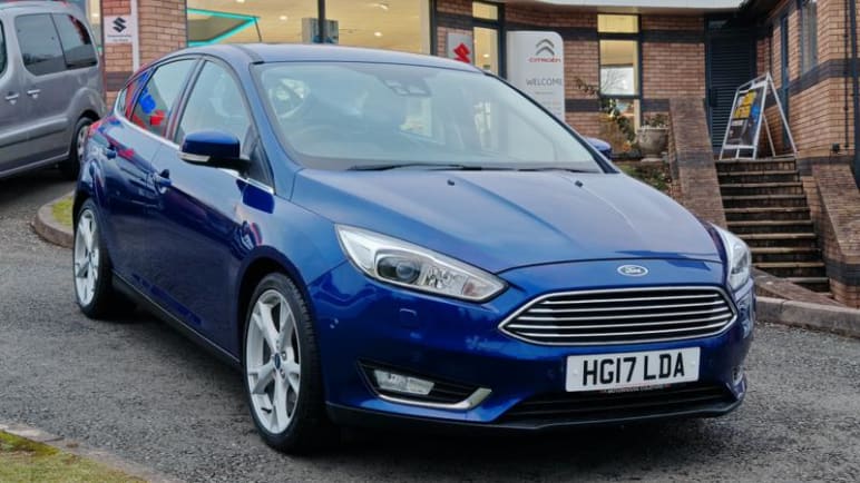 FORD FOCUS