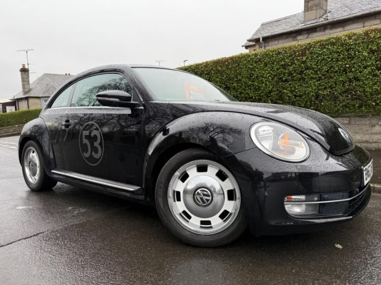 VOLKSWAGEN BEETLE