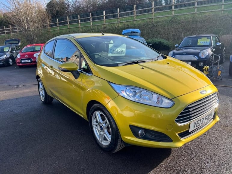 FORD FIESTA