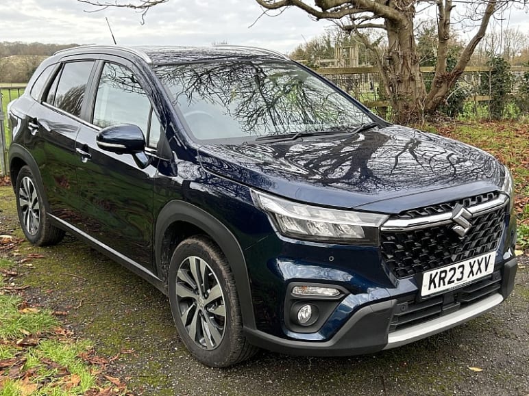 SUZUKI S-CROSS