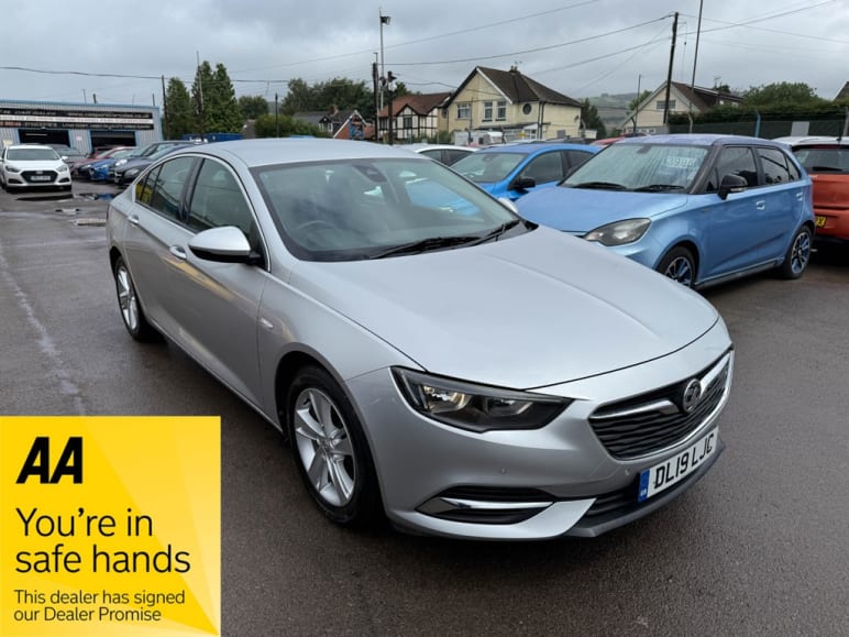 VAUXHALL INSIGNIA
