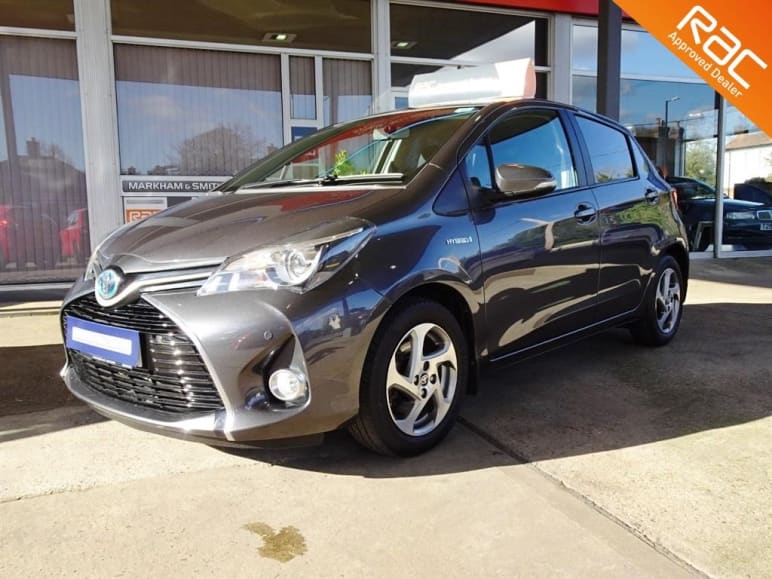 TOYOTA YARIS