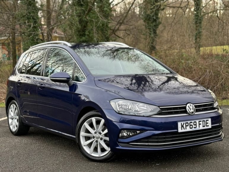 Volkswagen Golf Sv