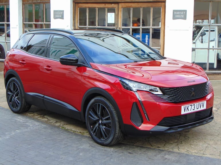 PEUGEOT 3008