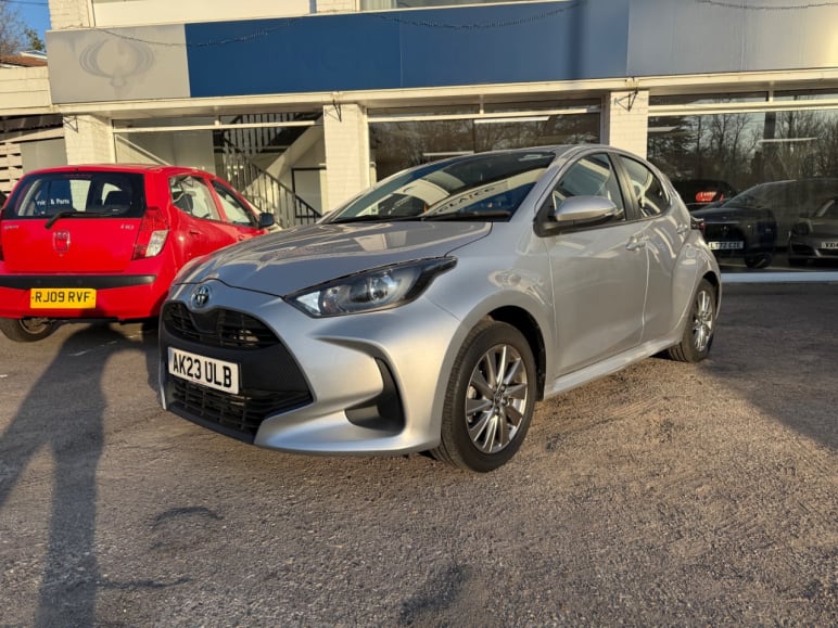 TOYOTA YARIS