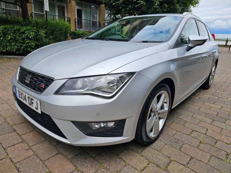 SEAT LEON