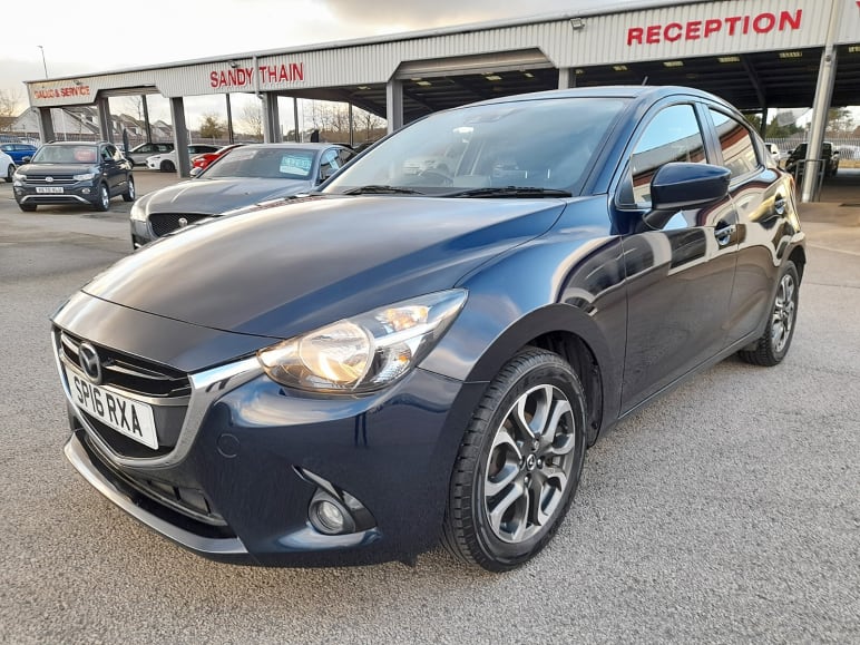 MAZDA 2